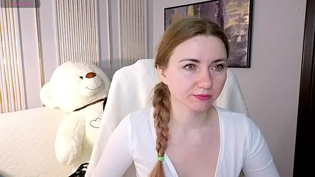 SofiAngela online show from April 16, 2026, 1:06 am