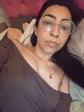 Yani-14 online show from July 30, 2026, 11:15 pm