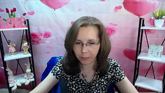 Snapshot of DaisyEdit chatting on May 24, 2026, 7:46 am DaisyEdit online show from May 24, 2026, 7:46 am