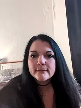 Snapshot of Hot_ScotchXX chatting on December 3, 2025, 11:19 am Hot ScotchXX online show from December 3, 2025, 11:19 am