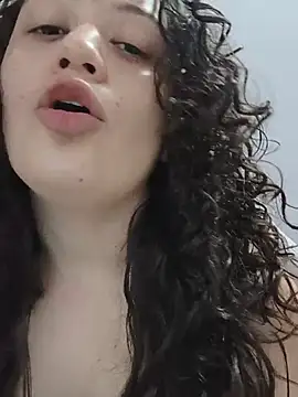 Snapshot of Alana_444 chatting on May 20, 2026, 3:56 am Alana 444 online show from May 20, 2026, 3:56 am