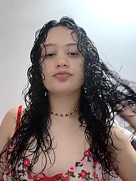 Snapshot of Alana_444 chatting on May 28, 2026, 3:26 am Alana 444 online show from May 28, 2026, 3:26 am