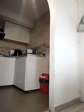 valenhill online show from December 2, 2025, 2:34 pm