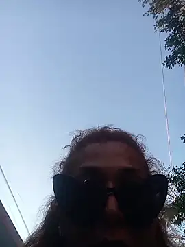 qaarlyfogosa online show from December 17, 2025, 2:01 pm