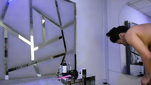 Alyssa Noah online show from March 29, 2026, 3:06 am