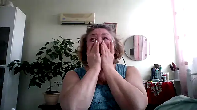 rekelme online show from February 12, 2025, 8:38 am