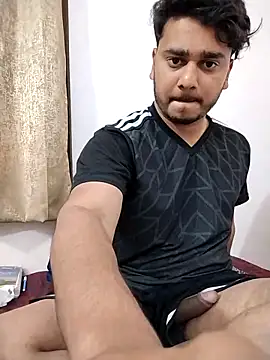 samnick4321 online show from April 13, 2026, 11:27 am