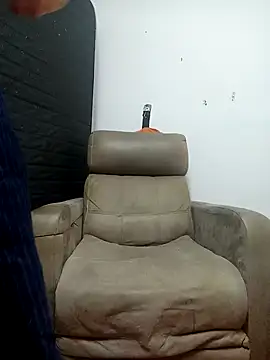 Snapshot of jackhard00 chatting on November 27, 2025, 1:57 pm jackhard00 online show from November 27, 2025, 1:57 pm