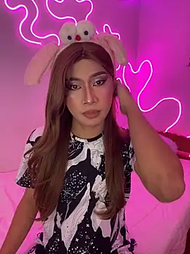 Snapshot of asiantwink0000 chatting on April 15, 2026, 3:19 pm asiantwink0000 online show from April 15, 2026, 3:19 pm