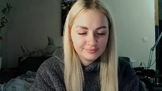 Snapshot of Whitehex666 chatting on November 30, 2025, 4:44 pm Whitehex666 online show from November 30, 2025, 4:44 pm