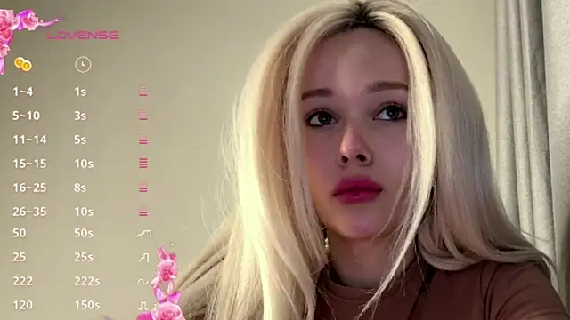 ElyaMur online show from March 16, 2026, 4:11 pm