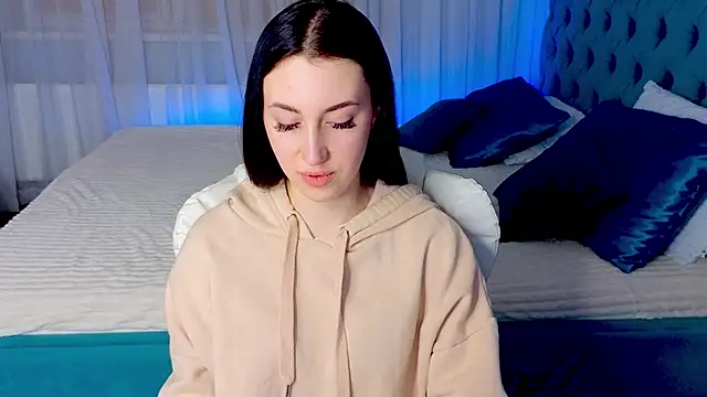 Miss  Linn online show from February 3, 2026, 3:06 pm