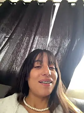 Mia fiire online show from February 23, 2026, 7:11 pm