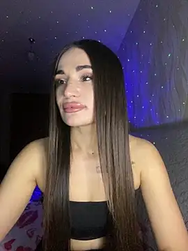 MonikaSi online show from March 4, 2026, 6:14 pm