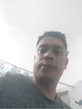 Aguustinp online show from November 27, 2025, 9:50 pm