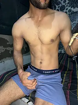 Snapshot of Fitboy07 chatting on June 29, 2026, 11:05 pm Fitboy07 online show from June 29, 2026, 11:05 pm