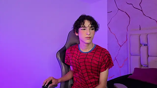 SthepanodiMonaco online show from March 4, 2026, 3:56 am