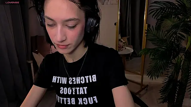 Snapshot of Lis_Batsy chatting on November 30, 2025, 5:55 am Lis Batsy online show from November 30, 2025, 5:55 am