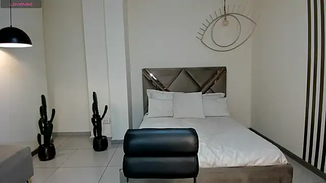 AmbarOwens online show from January 15, 2026, 5:12 am