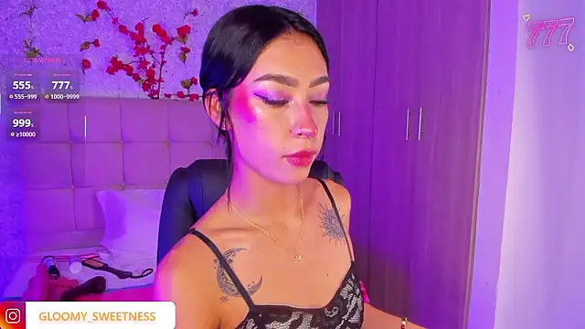 Ounla Sweet online show from February 5, 2026, 2:33 pm