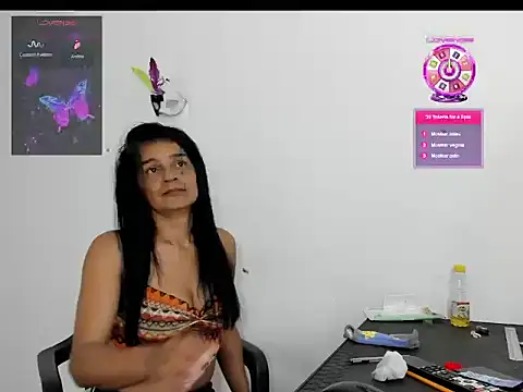 Snapshot of sweetCatallina chatting on May 28, 2026, 6:49 pm sweetCatallina online show from May 28, 2026, 6:49 pm