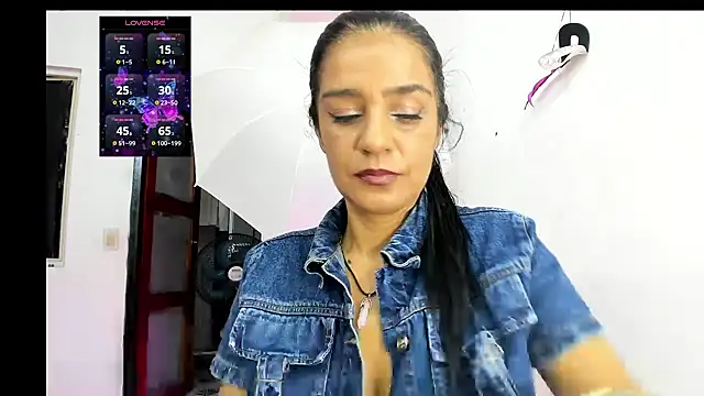 Snapshot of sweetCatallina chatting on July 9, 2026, 10:08 am sweetCatallina online show from July 9, 2026, 10:08 am