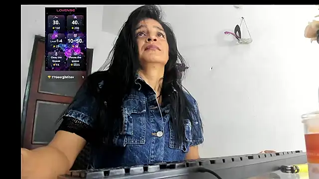 Snapshot of sweetCatallina chatting on July 9, 2026, 10:14 pm sweetCatallina online show from July 9, 2026, 10:14 pm