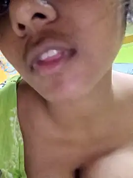 Cute diya023 online show from May 28, 2026, 5:32 pm