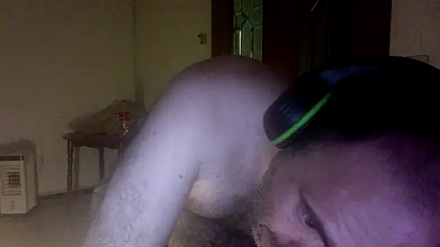 Snapshot of spartan24cm chatting on July 3, 2026, 3:57 am spartan24cm online show from July 3, 2026, 3:57 am