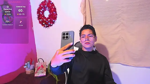 Asta YunoXXX online show from December 5, 2025, 5:05 am