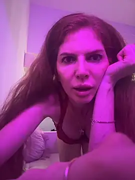 Snapshot of redheadangel_5 chatting on December 1, 2025, 5:34 am redheadangel 5 online show from December 1, 2025, 5:34 am