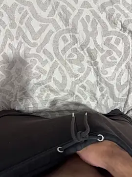 Snapshot of Davisuarez chatting on December 20, 2025, 5:09 pm Davisuarez online show from December 20, 2025, 5:09 pm