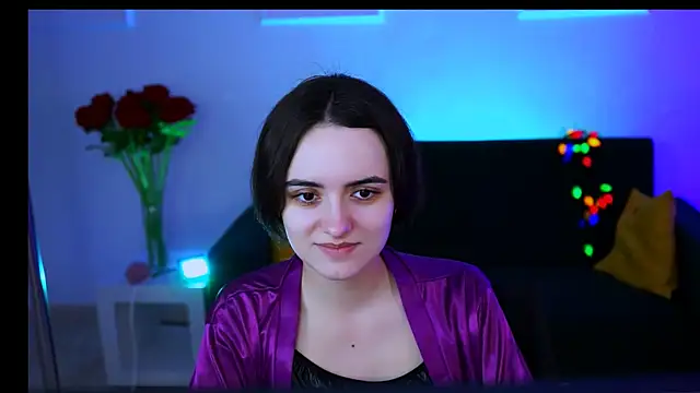 KateWillows online show from February 24, 2026, 4:10 am