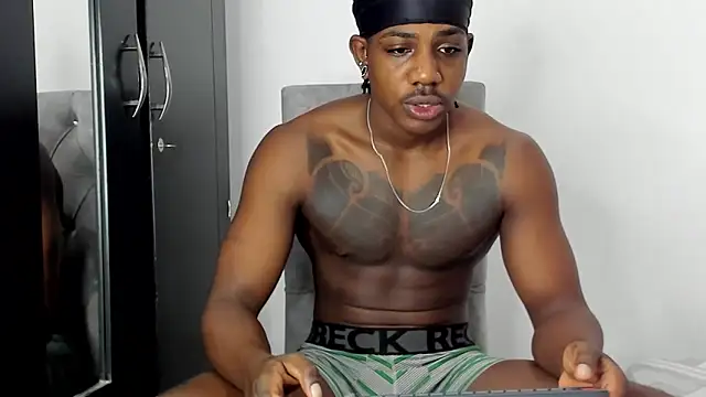 Darktemp  online show from February 11, 2026, 12:32 pm