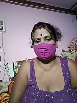 Snapshot of me-pari-hu chatting on May 16, 2026, 5:56 pm me-pari-hu online show from May 16, 2026, 5:56 pm