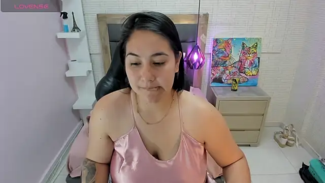 VIOLETTA ROSS1 online show from January 15, 2026, 2:49 am