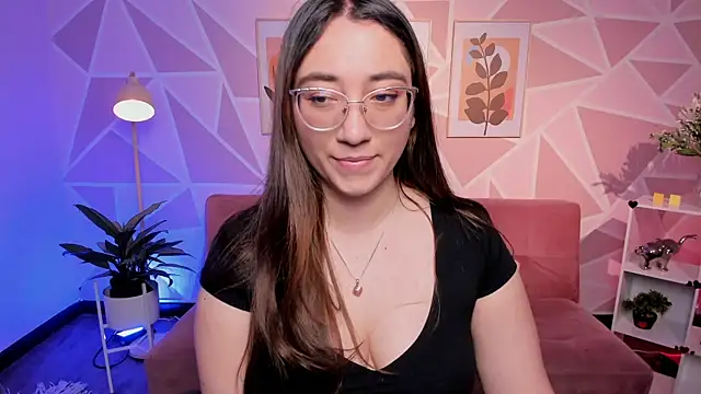 Snapshot of SwettieSammy chatting on July 18, 2026, 2:43 pm SwettieSammy online show from July 18, 2026, 2:43 pm