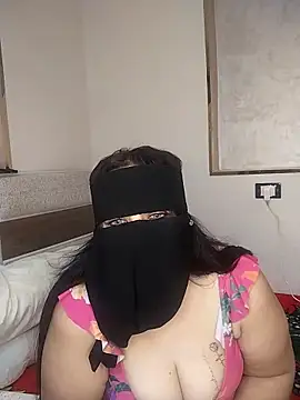 lolotheone online show from February 9, 2026, 11:20 pm