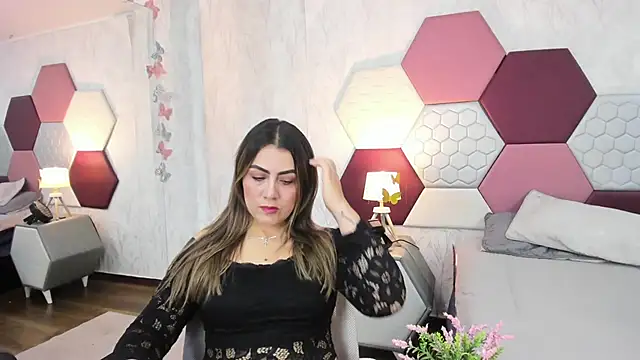Snapshot of AriaRous chatting on May 30, 2026, 4:26 pm AriaRous online show from May 30, 2026, 4:26 pm
