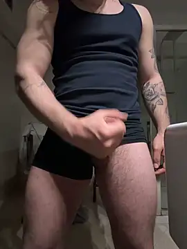 Ricz02 online show from April 10, 2026, 6:12 pm