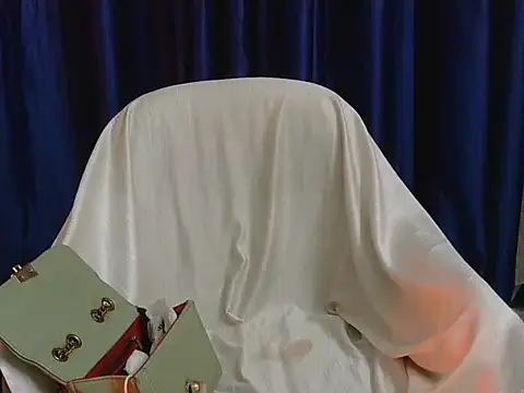 Piyyuu online show from January 10, 2026, 7:04 pm