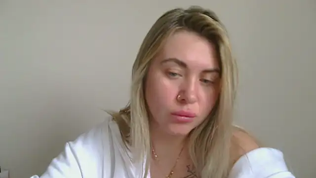 Snapshot of Nika_Diva chatting on March 3, 2026, 9:04 am Nika Diva online show from March 3, 2026, 9:04 am