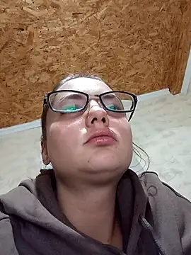 Lisamisaa online show from November 30, 2025, 4:00 pm