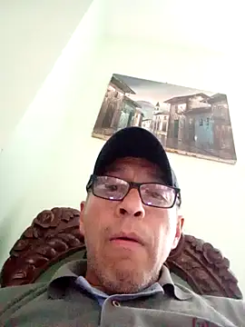 JRAdams23 online show from December 15, 2025, 7:51 pm