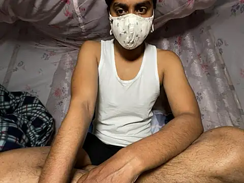 hunterboy2001 online show from March 3, 2026, 8:26 pm