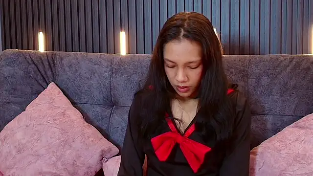 brunette candyy  online show from March 30, 2026, 1:45 pm