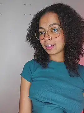 Snapshot of __VioletaHeaven__ chatting on April 28, 2026, 11:26 am VioletaHeaven online show from April 28, 2026, 11:26 am