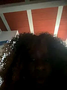 Snapshot of Arishadavis chatting on December 3, 2025, 9:13 pm Arishadavis online show from December 3, 2025, 9:13 pm