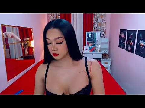 Snapshot of UrScreenGoddess chatting on July 14, 2026, 3:55 am UrScreenGoddess online show from July 14, 2026, 3:55 am