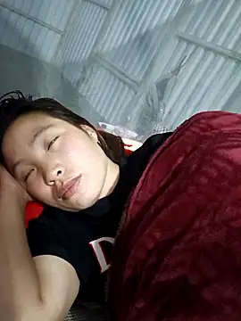 Evelyn-n online show from March 10, 2026, 1:38 pm